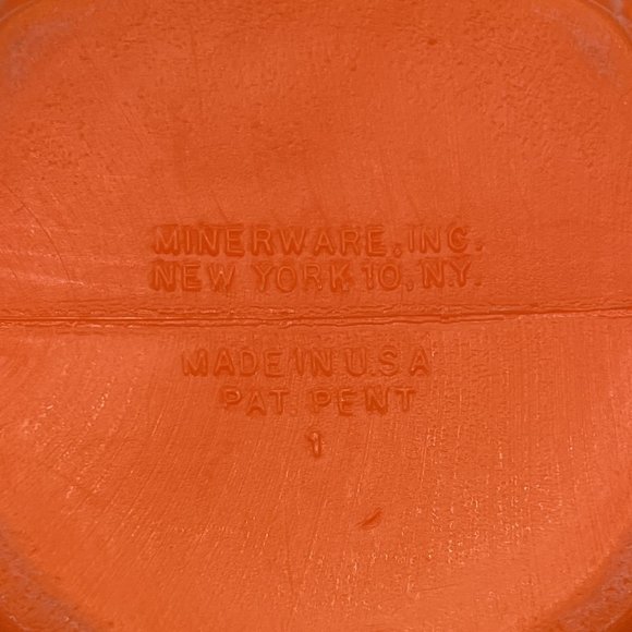 Vintage Mid-Century Minerware Orange Plastic Pineapple Pitcher - Picture 6 of 7